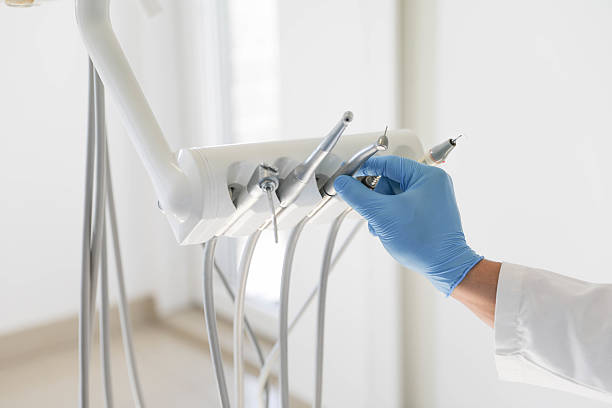 24/7 Emergency Teeth Whitening experts in Clayton, MO